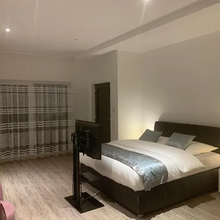 Royal City Apartmán Metzingen (Tubingen)
